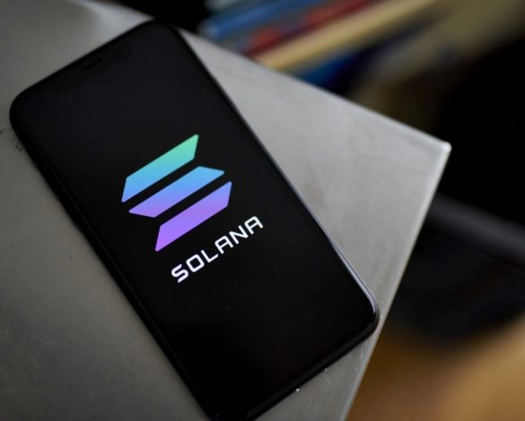 مؤسس الإيثريوم: مشروع سولانا له مستقبل مشرق، وعملة SOL تهبط بنسبة 5%