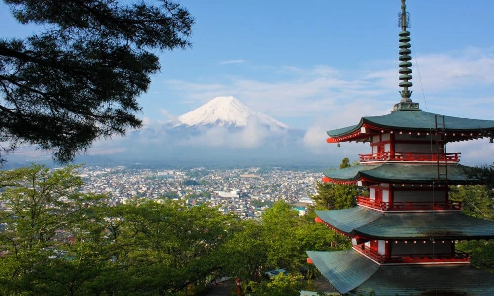 اليابان تستعد لرفع الحظر عن العملات المستقرة غير المحلية